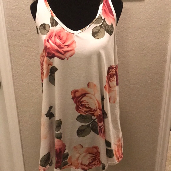 Tank top bundle deal!!! - Picture 2 of 5